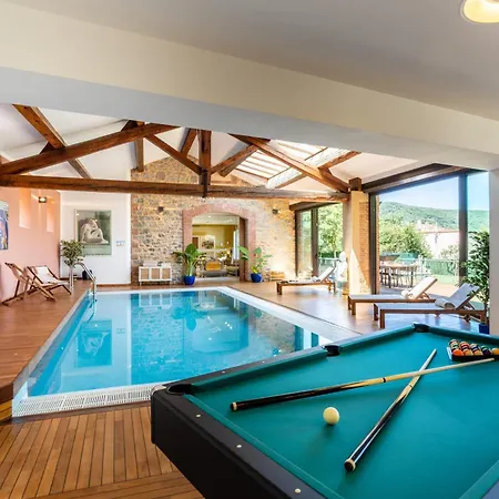 Casa Vamae Pool & Private Cinema