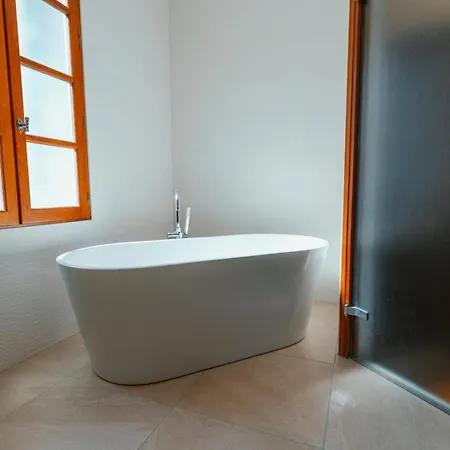 Casa Vamae Pool & Private Cinema 别墅 *