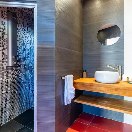 Casa Vamae Pool & Private Cinema 别墅 *